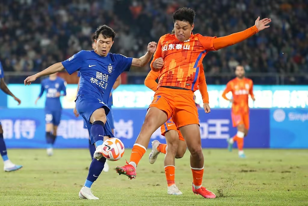 关于里程碑夜法兰克福更衣室发声，亚冠加时末段刷纪录，压力陡增，赛程密集仍需轮换的信息