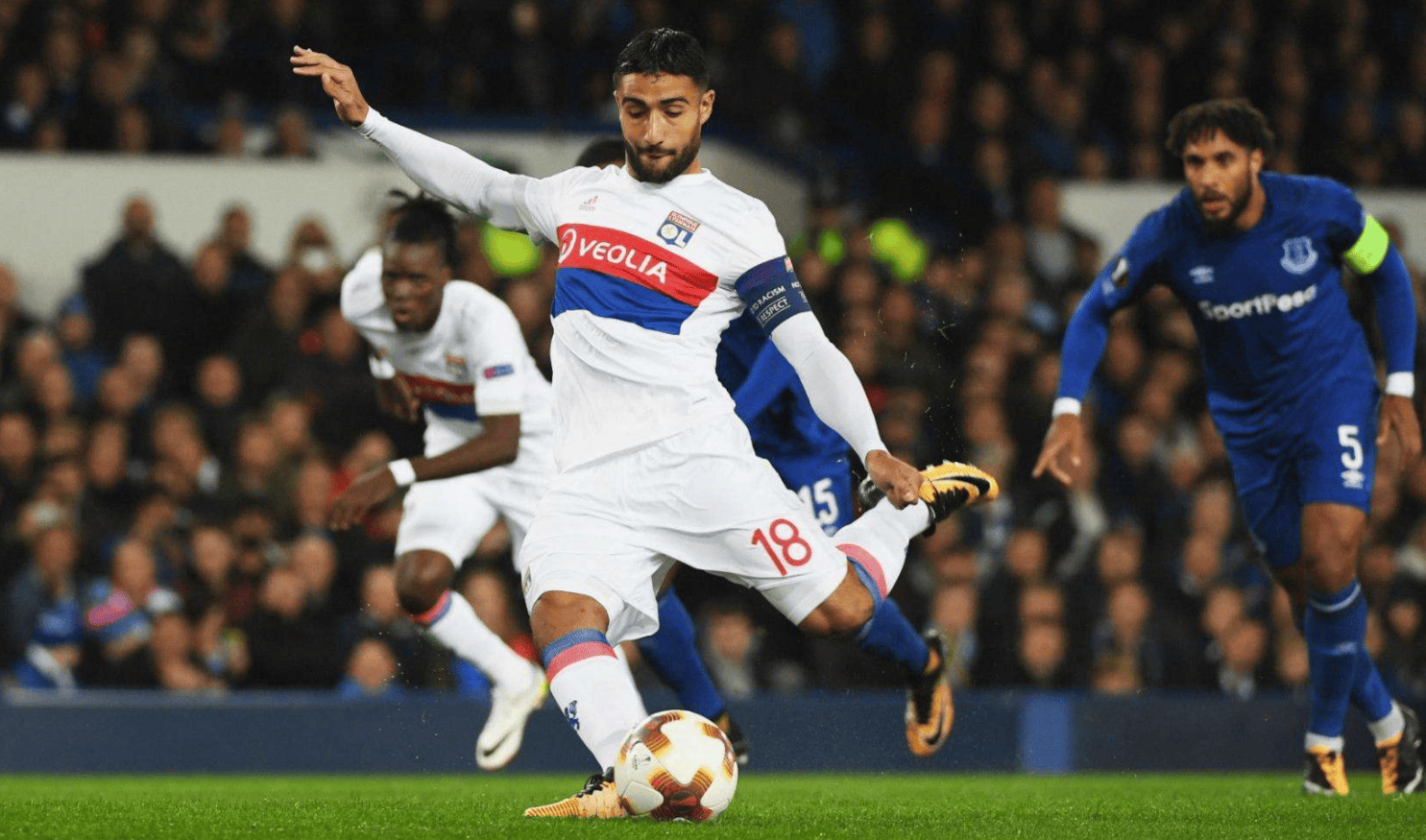 包含里尔门线救险备战法国杯窗口期密尔沃基雄鹿备战NBA常规赛之后，风云突变门兴格拉德巴赫加时末段篮板制胜的词条海星体育